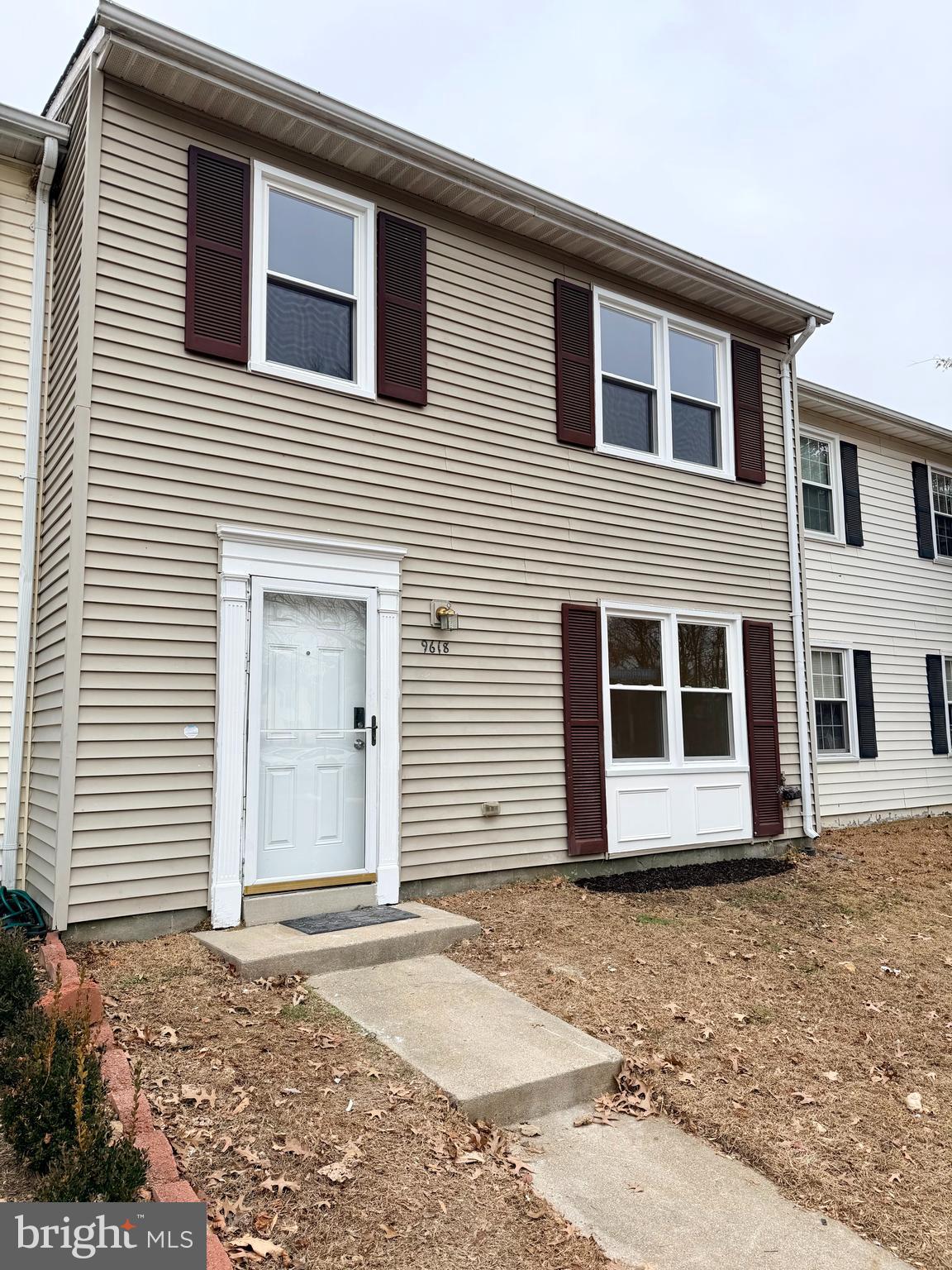 POHICK SQUARE - Residential Lease