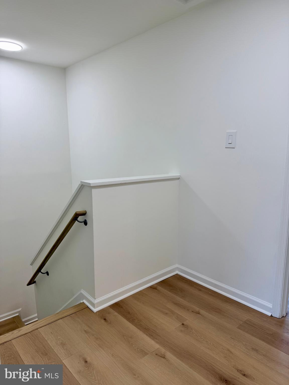 POHICK SQUARE - Residential Lease