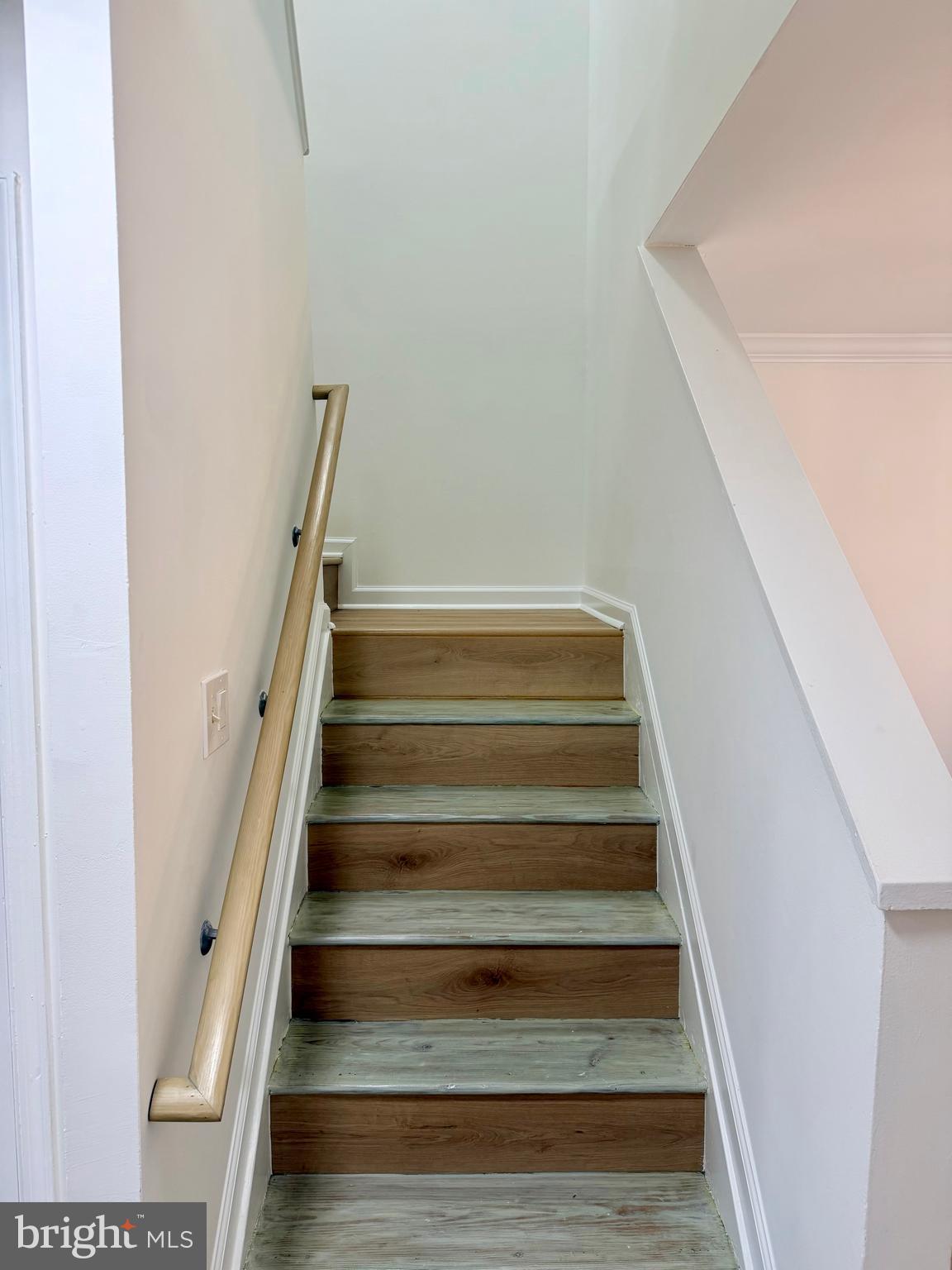 POHICK SQUARE - Residential Lease