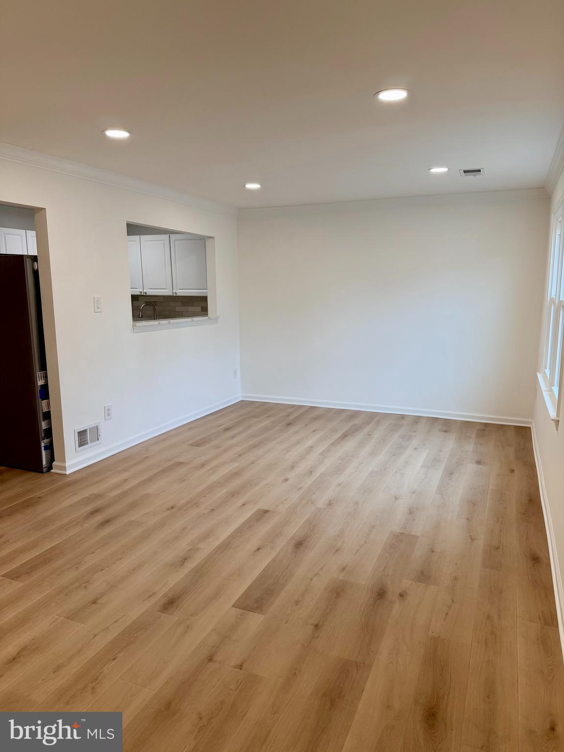 POHICK SQUARE - Residential Lease