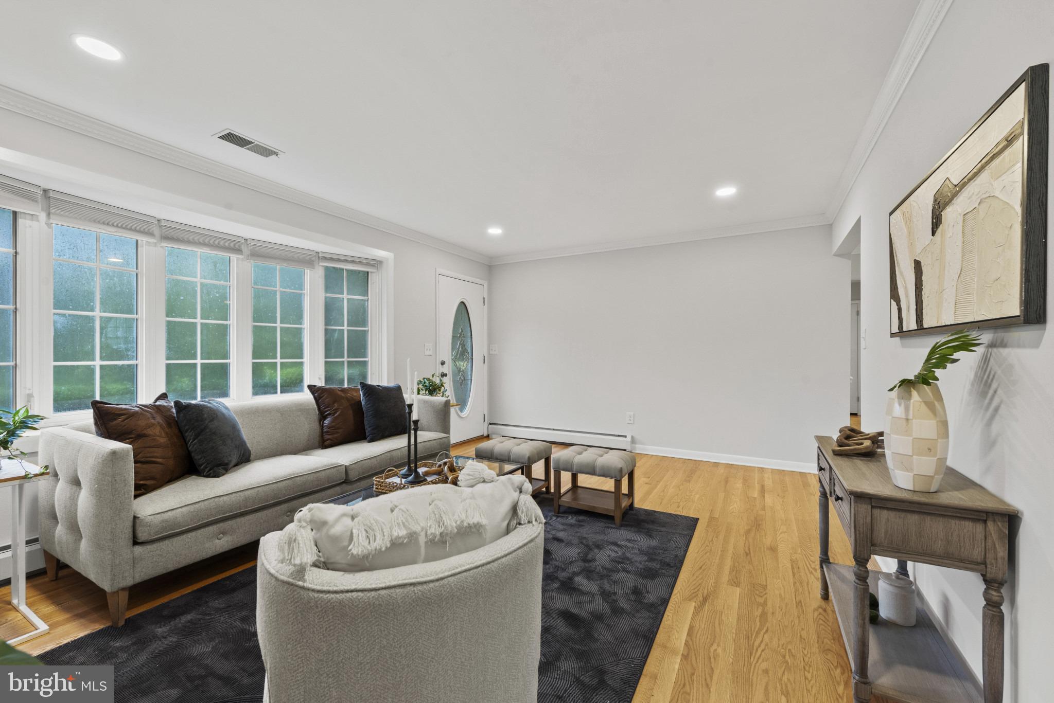 2114 OAKLYN DRIVE