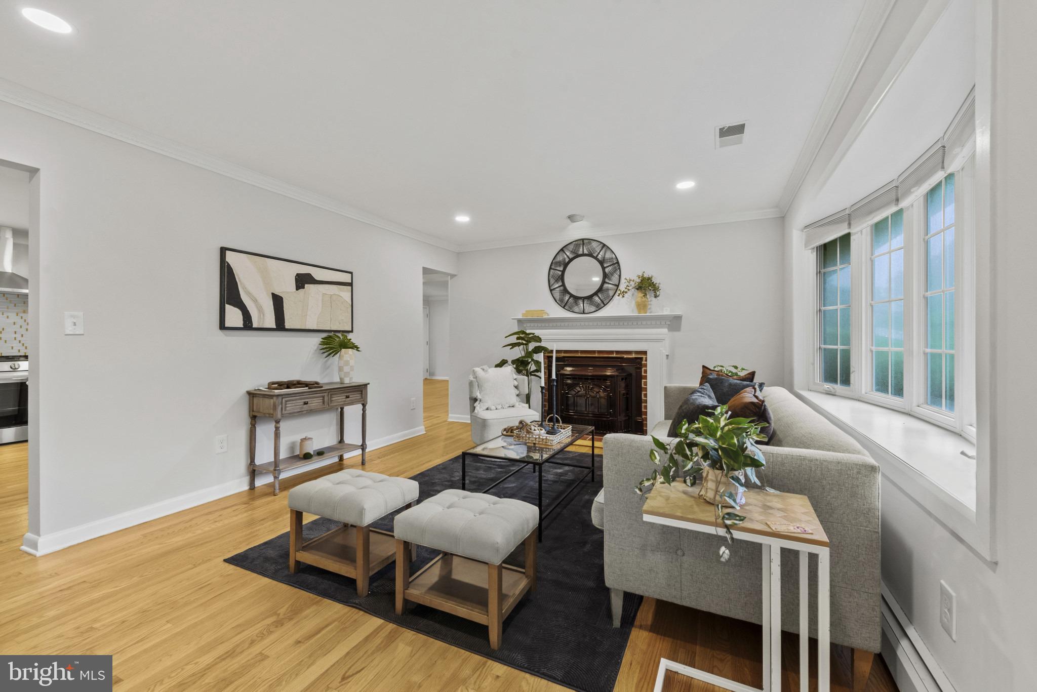 2114 OAKLYN DRIVE