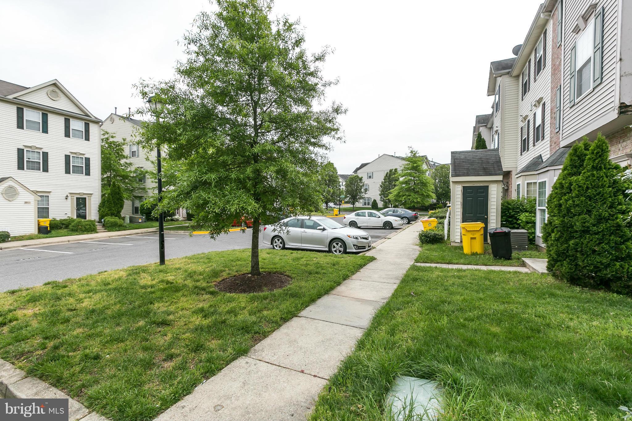 SEVEN OAKS - Residential