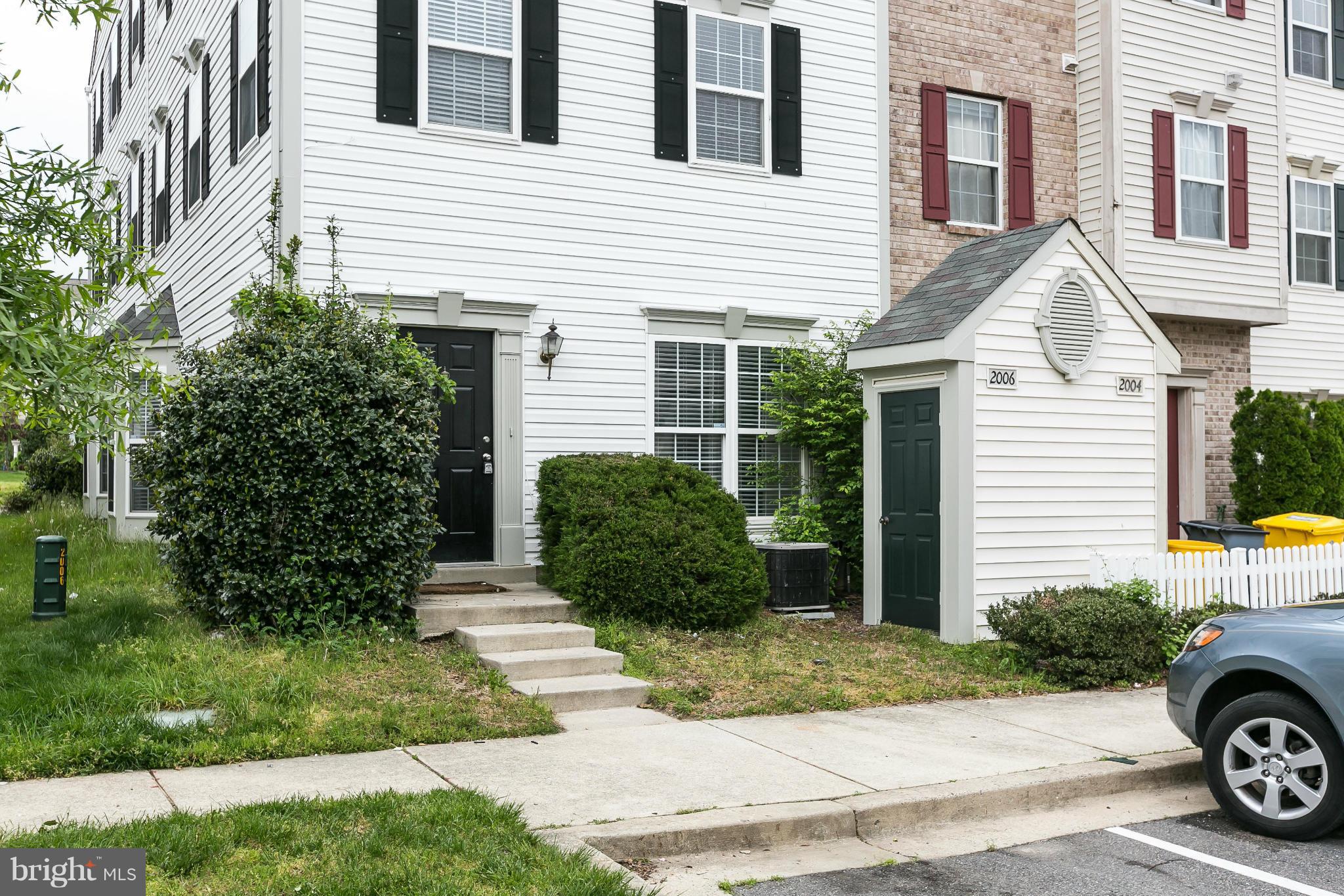 SEVEN OAKS - Residential