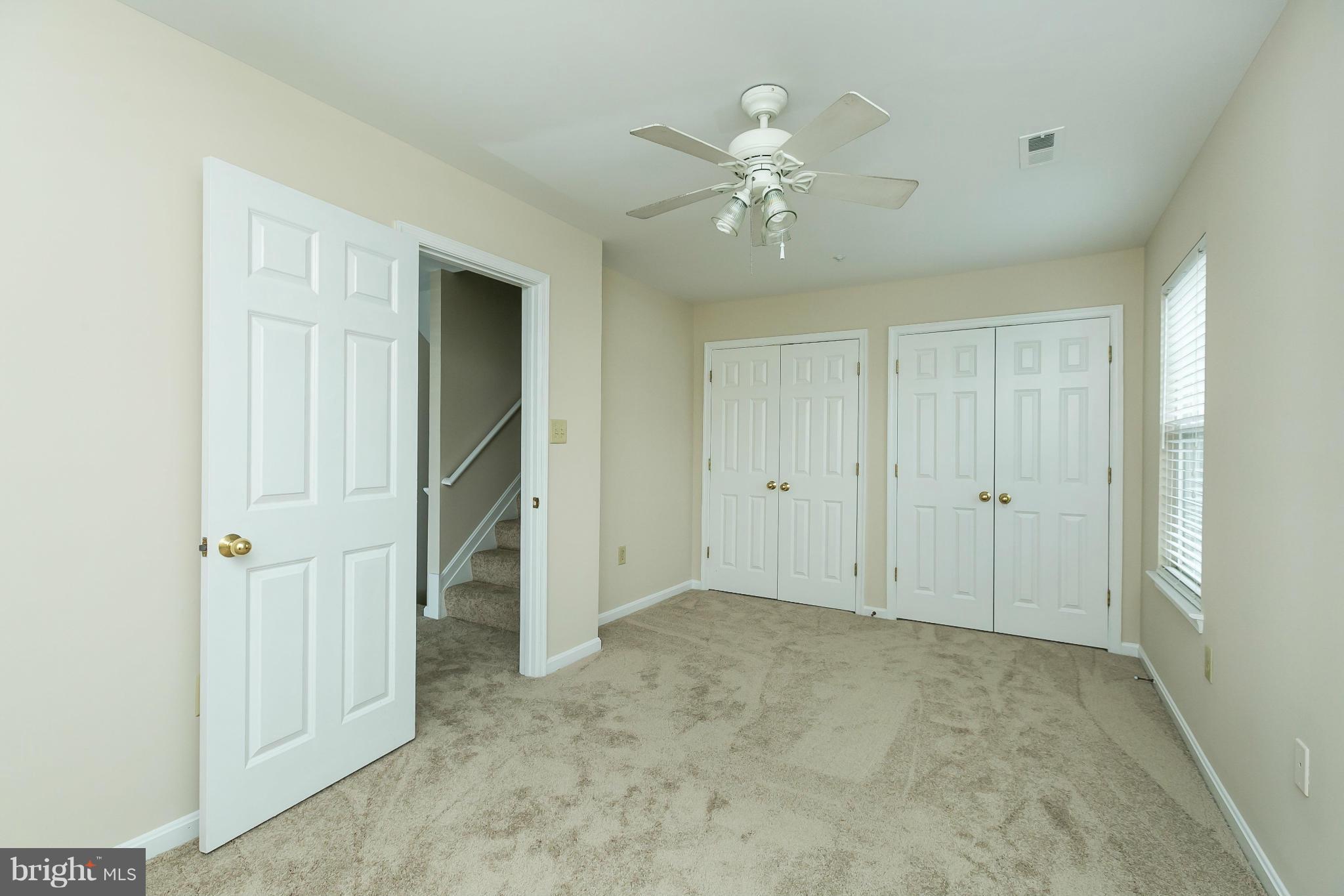 SEVEN OAKS - Residential