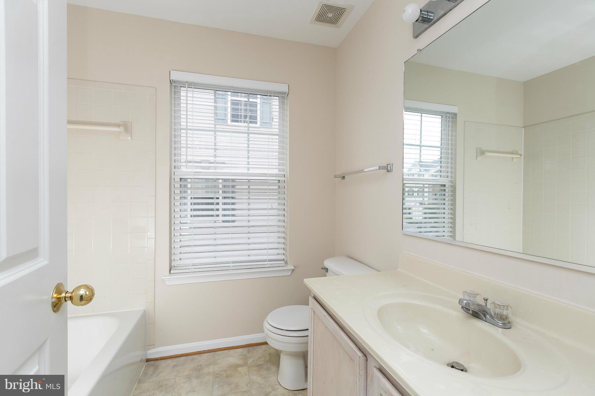 SEVEN OAKS - Residential