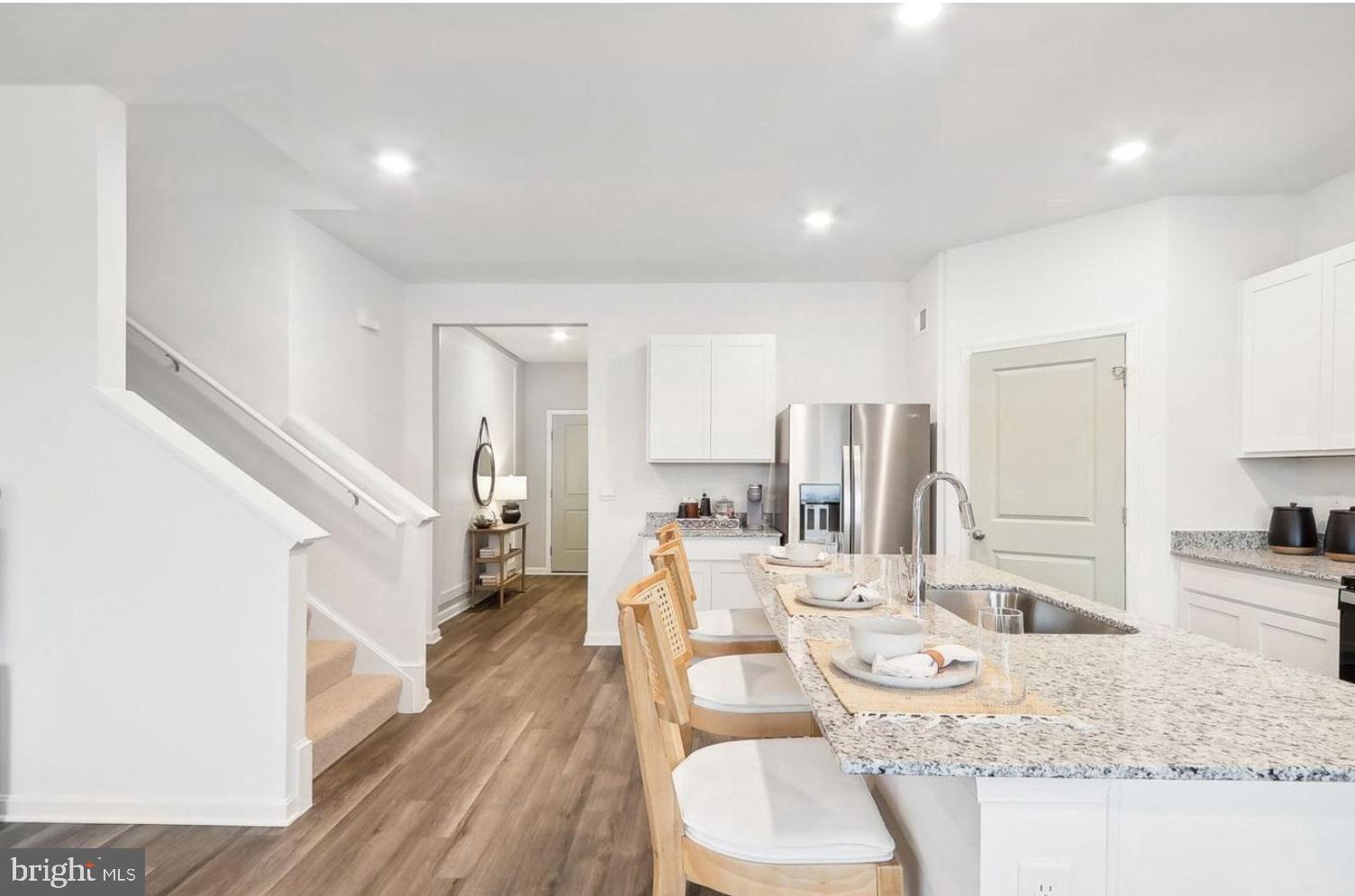 VALLEY VIEW - Residential Lease