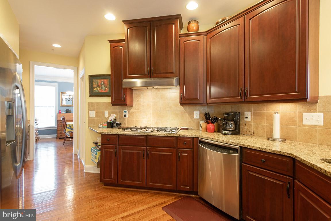 THE ENCLAVE AT ARUNDEL PRESERVE - Residential