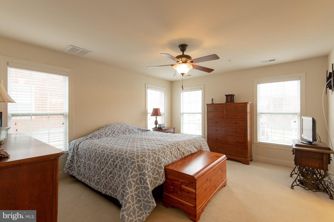 THE ENCLAVE AT ARUNDEL PRESERVE - Residential