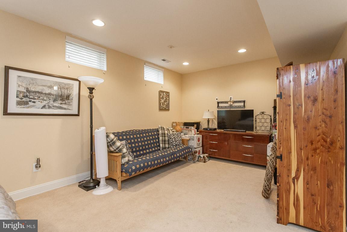 THE ENCLAVE AT ARUNDEL PRESERVE - Residential