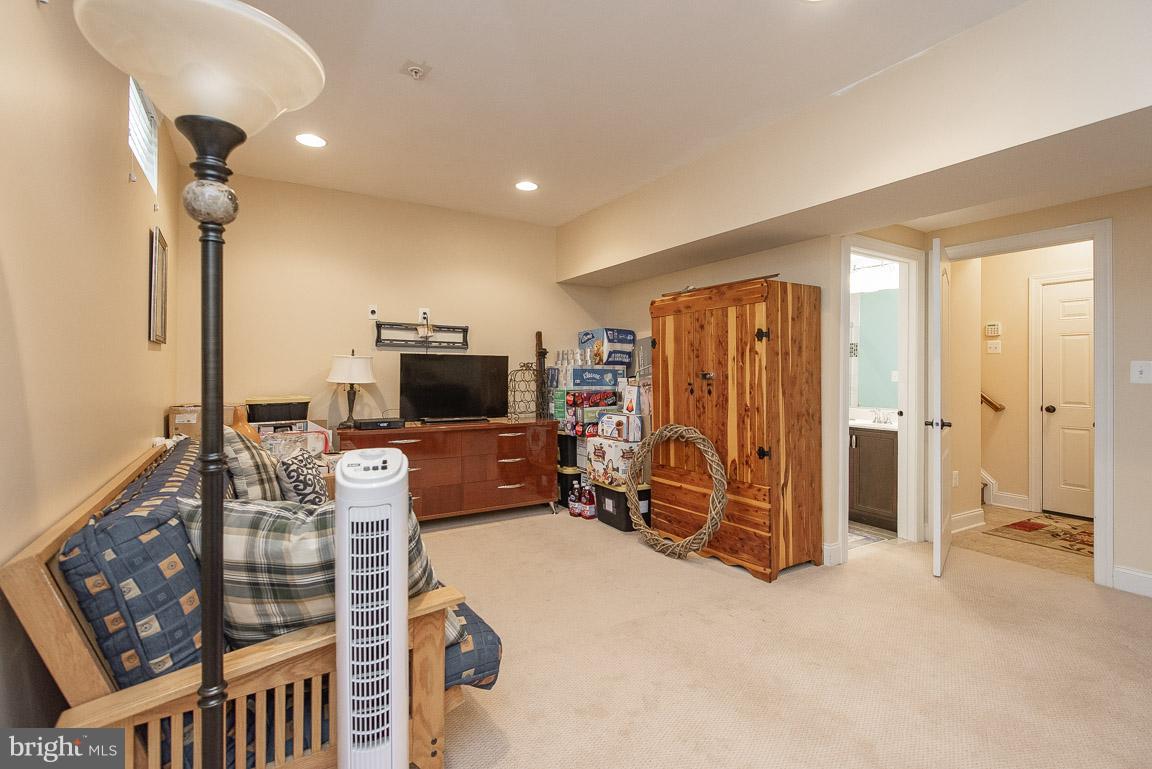 THE ENCLAVE AT ARUNDEL PRESERVE - Residential