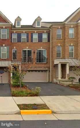 Townhouse For Sale - 23736 Hopewell Manor Terrace<br/> Loudoun County, ASHBURN, VA 20148