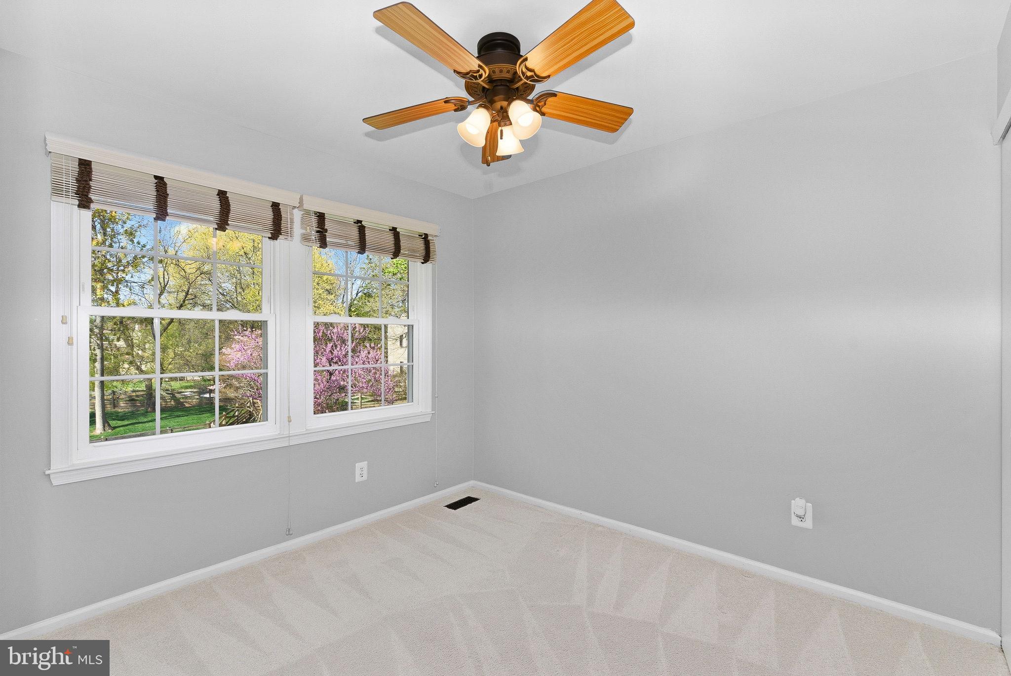 FOX MILL ESTATES 2ND ADD - Residential