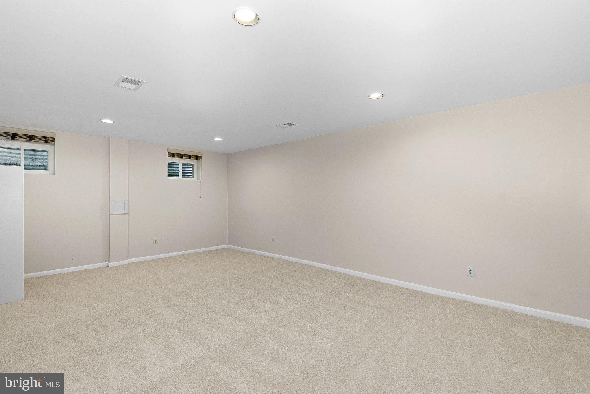 FOX MILL ESTATES 2ND ADD - Residential