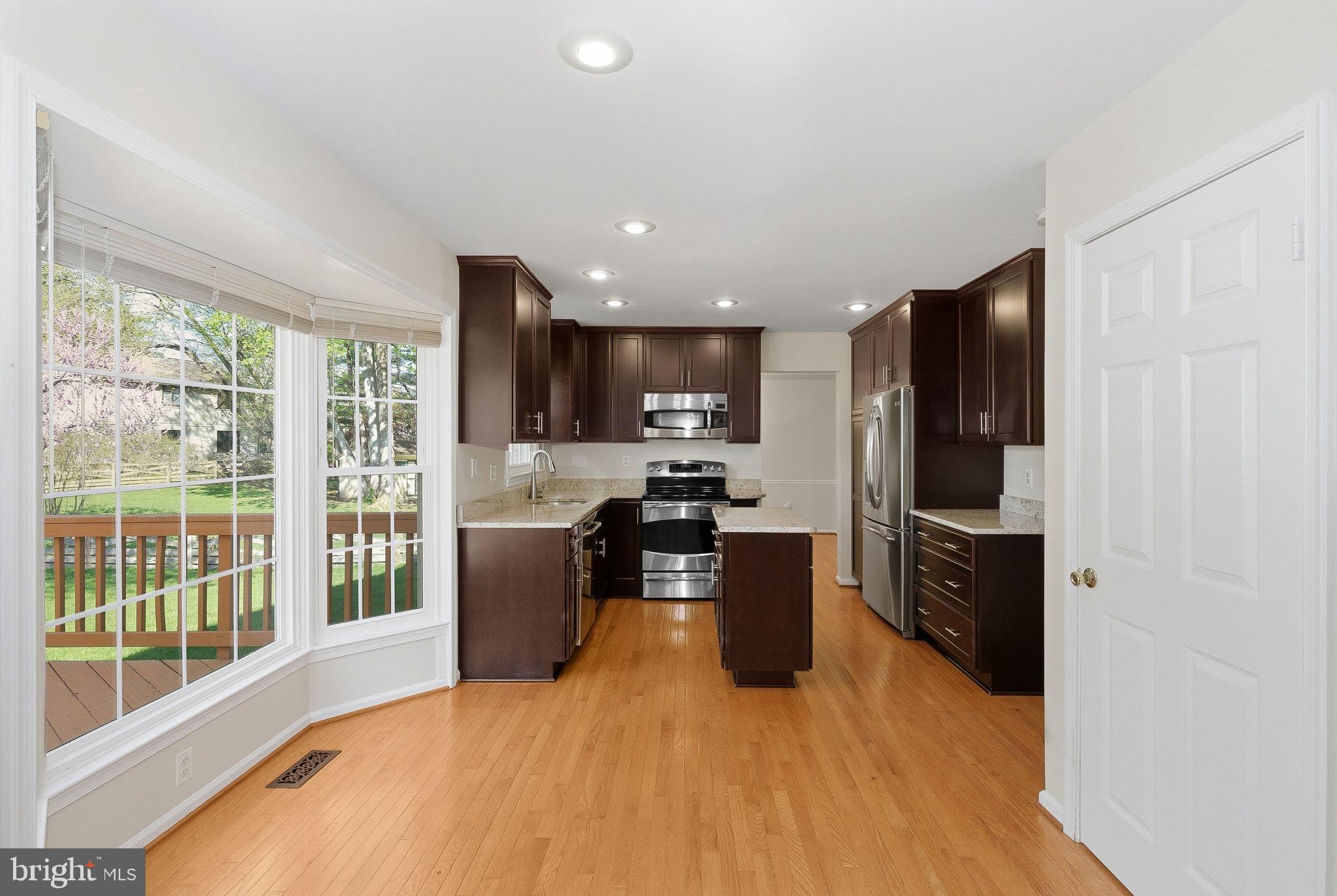 FOX MILL ESTATES 2ND ADD - Residential