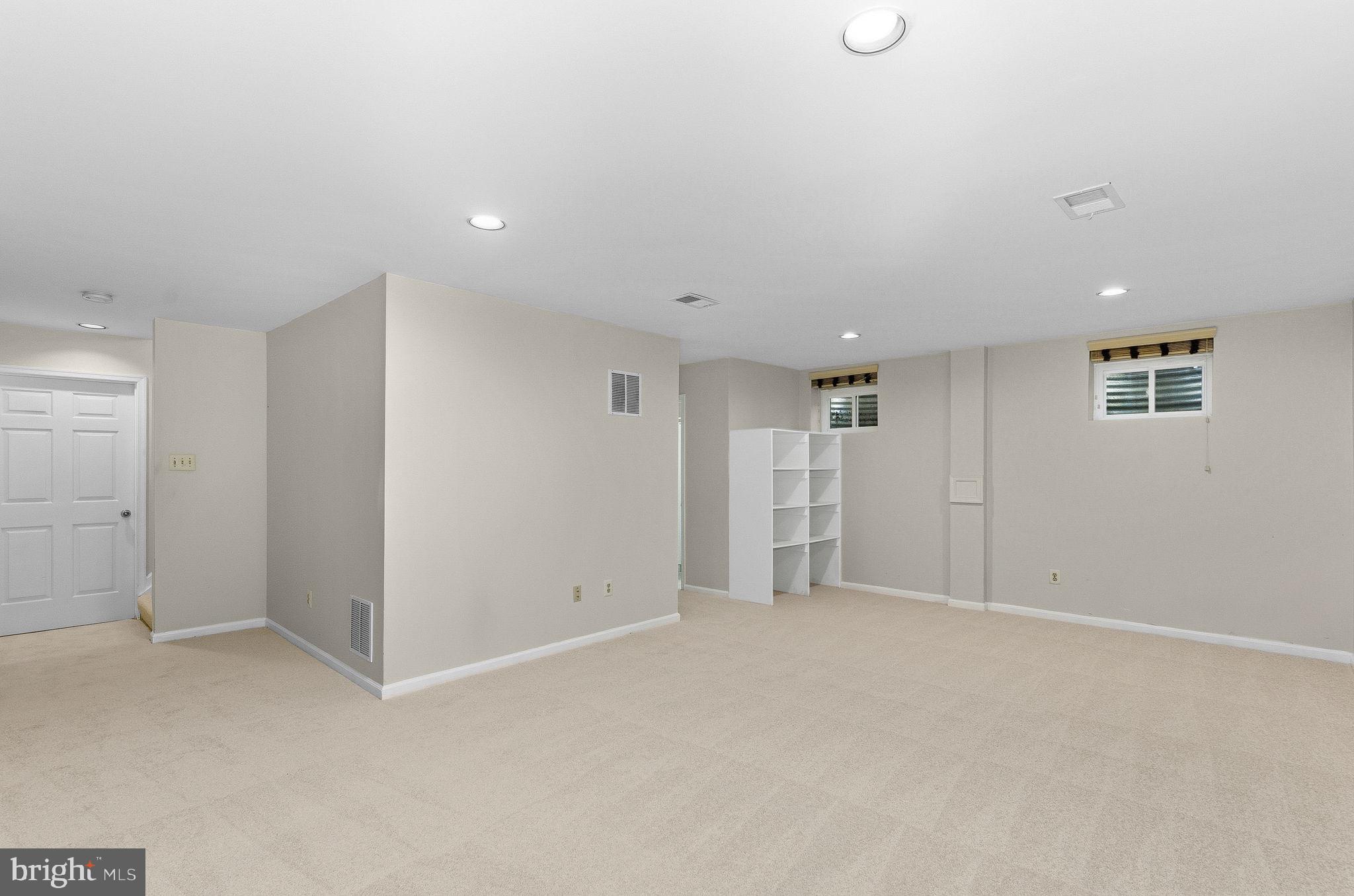 FOX MILL ESTATES 2ND ADD - Residential