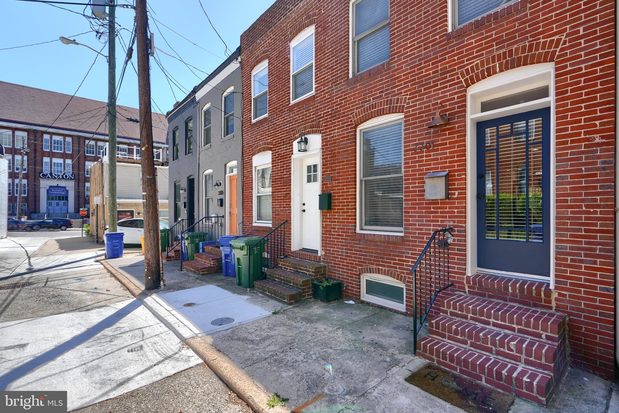 3301 CLYDE STREET