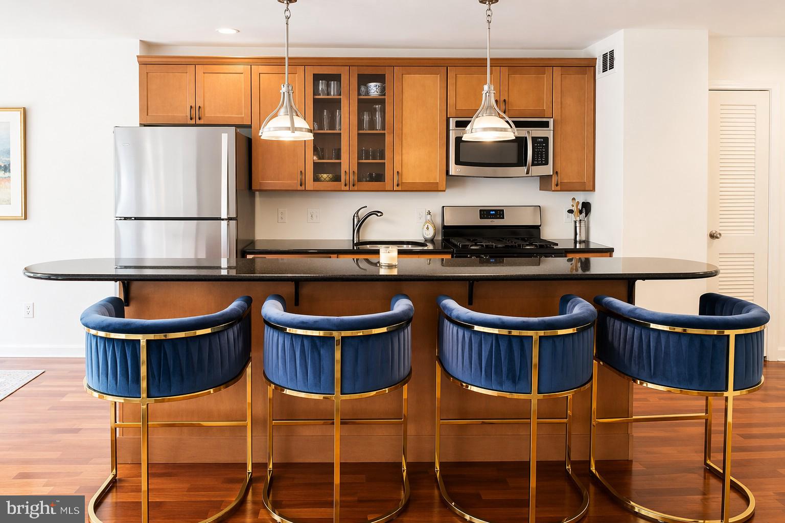 1806 RITTENHOUSE SQUARE 18 302