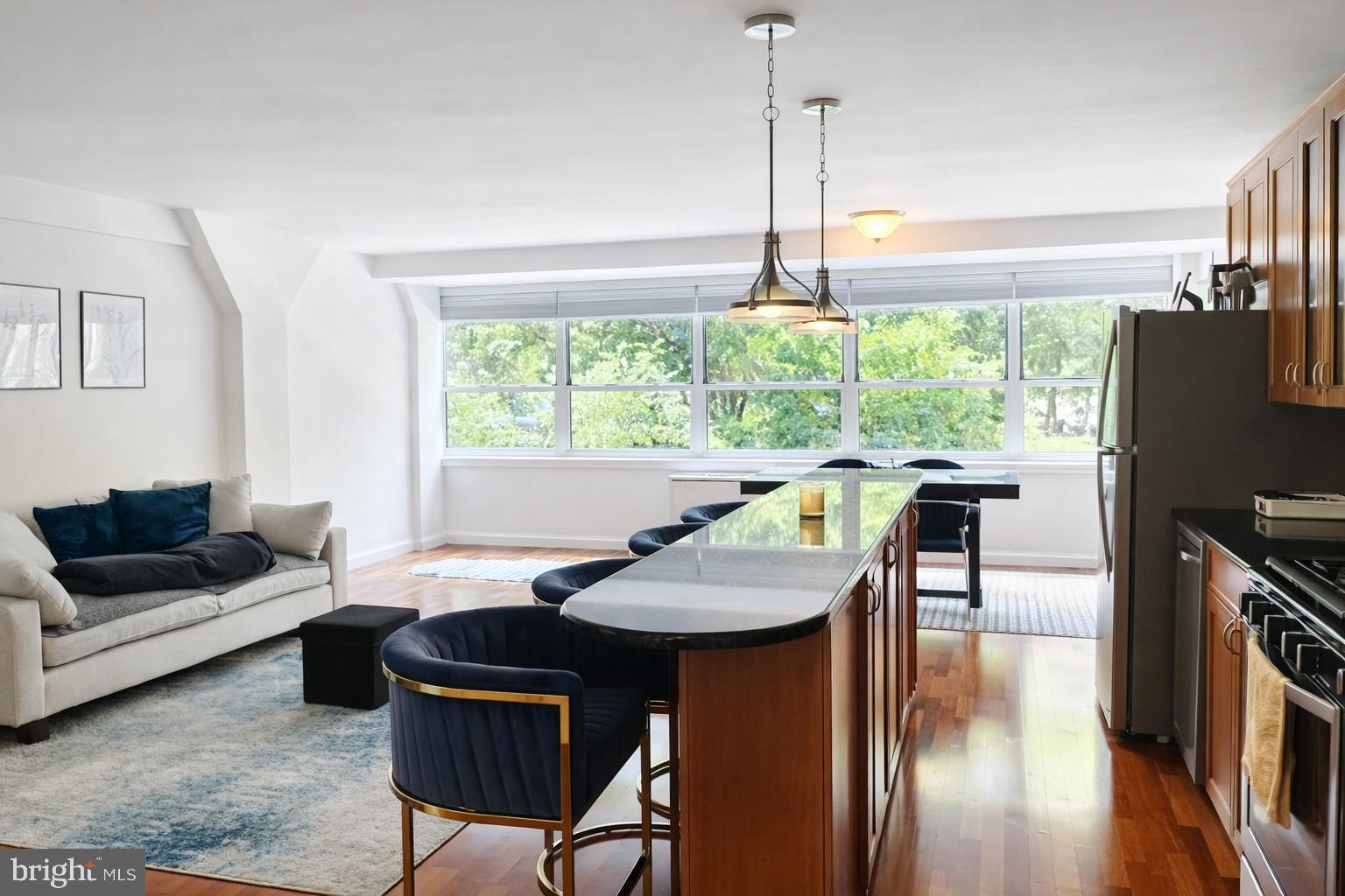 1806 RITTENHOUSE SQUARE 18 302