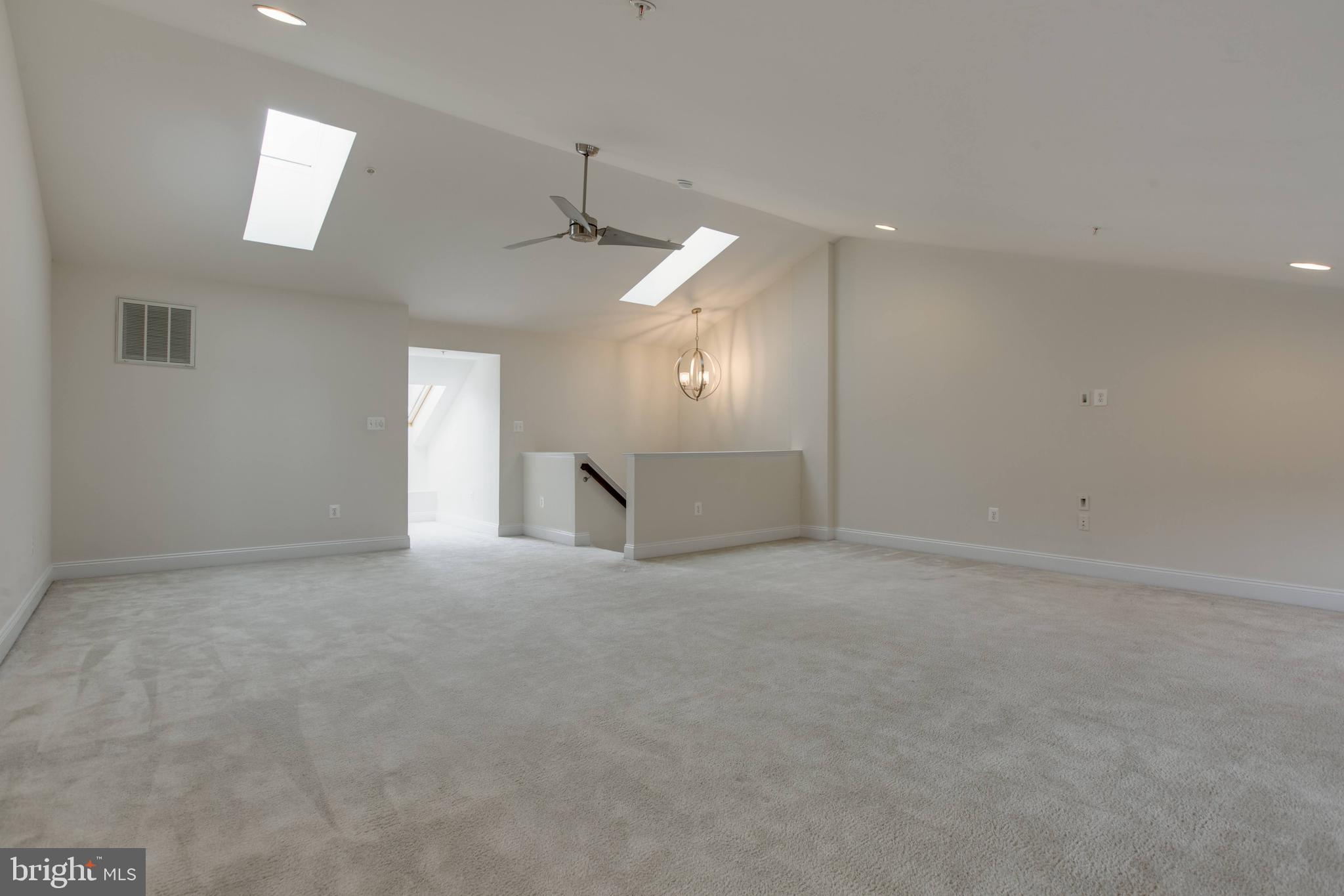 THE ENCLAVE AT ARUNDEL PRESERVE - Residential Lease