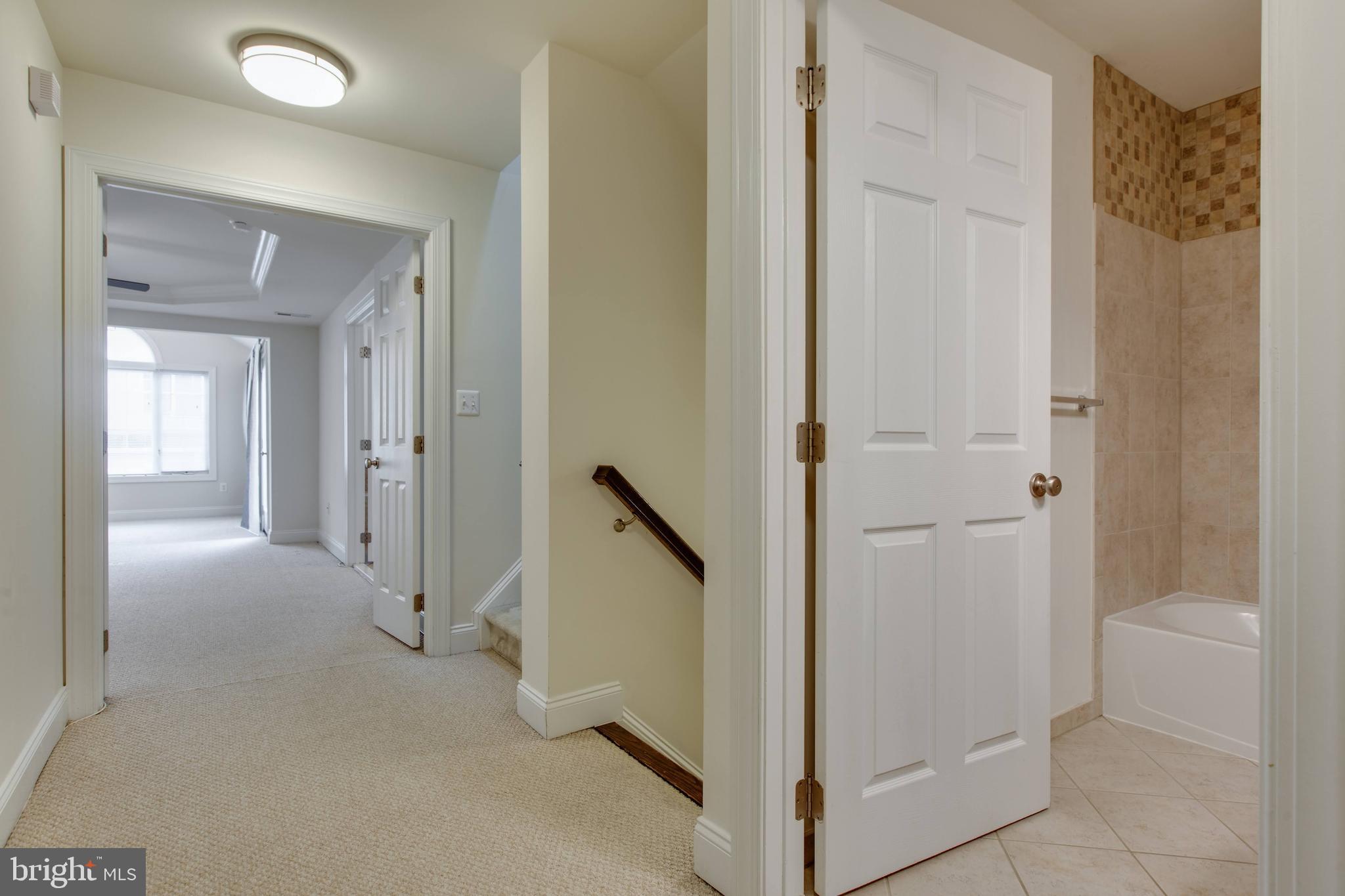 THE ENCLAVE AT ARUNDEL PRESERVE - Residential Lease