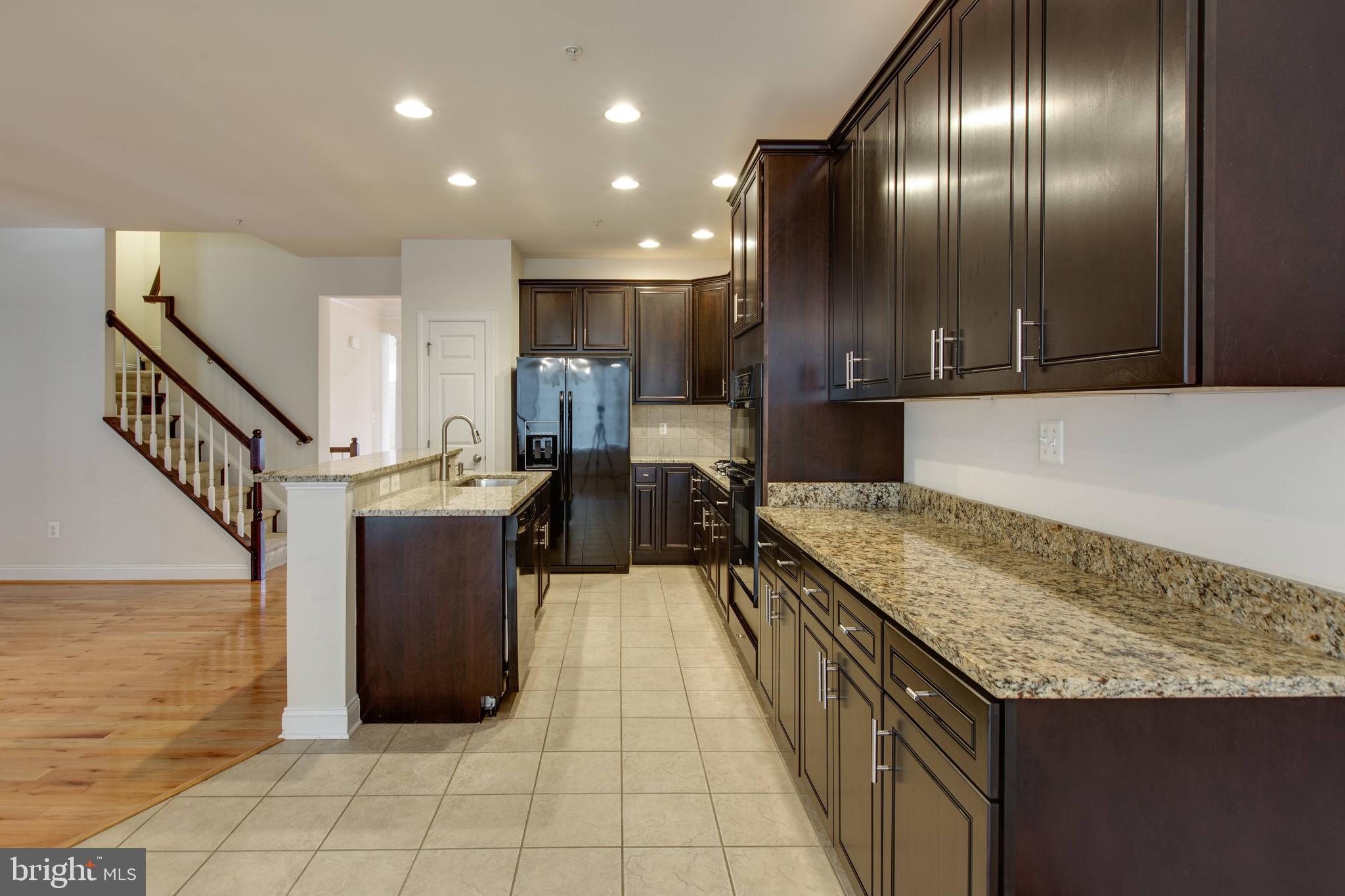 THE ENCLAVE AT ARUNDEL PRESERVE - Residential Lease