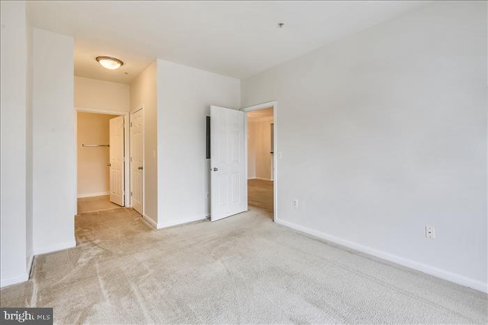 EXCHANGE AT VAN DORN - Residential Lease