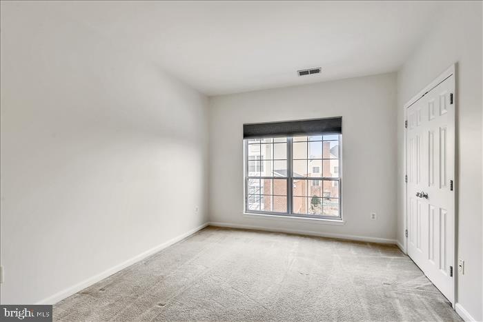 EXCHANGE AT VAN DORN - Residential Lease