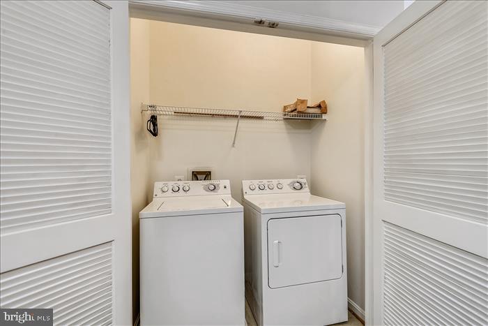 EXCHANGE AT VAN DORN - Residential Lease