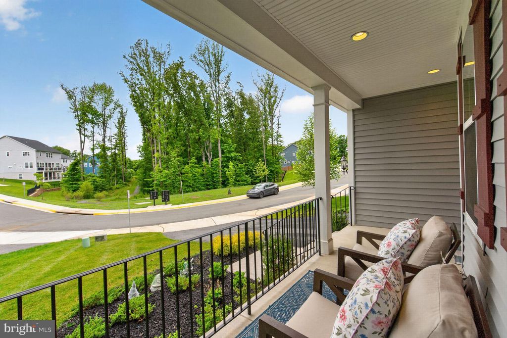 Photo of 6213 Mcconnell Lane, SPRINGFIELD, VA 22152 (MLS # VAFX2315110)