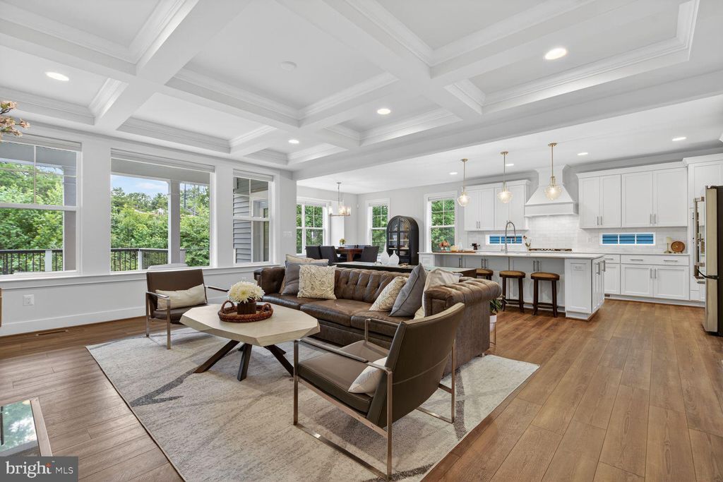Photo of 6213 Mcconnell Lane, SPRINGFIELD, VA 22152 (MLS # VAFX2315110)