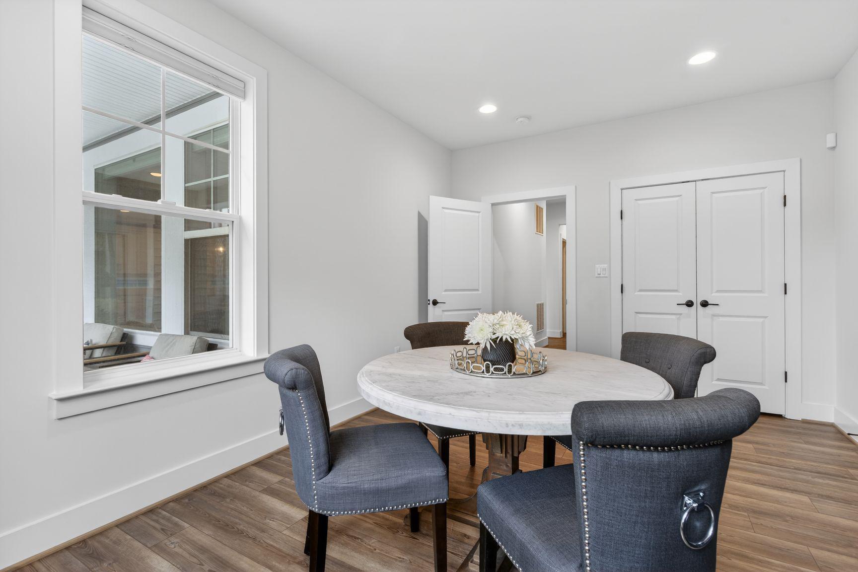 THE RESIDENCES AT MCCONNELL MANOR - Residential
