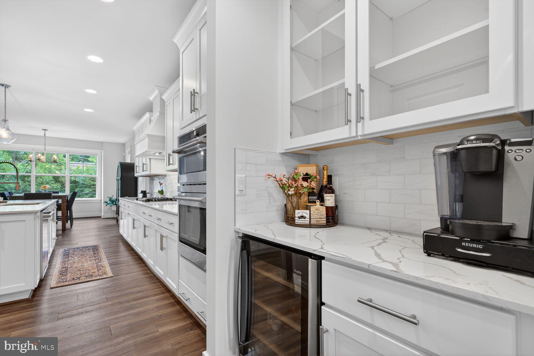 THE RESIDENCES AT MCCONNELL MANOR - Residential