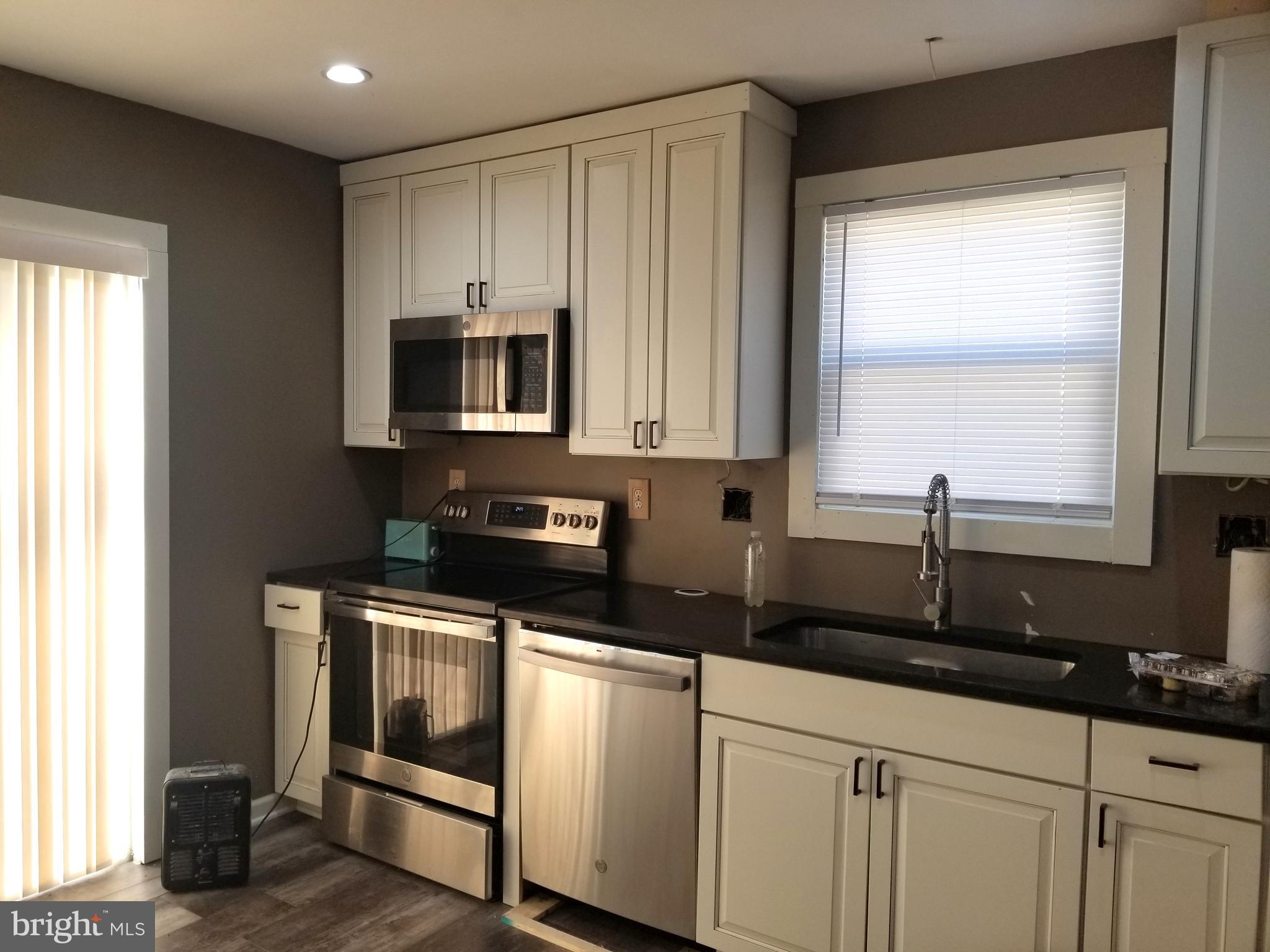 SUNNYBROOK II - Residential