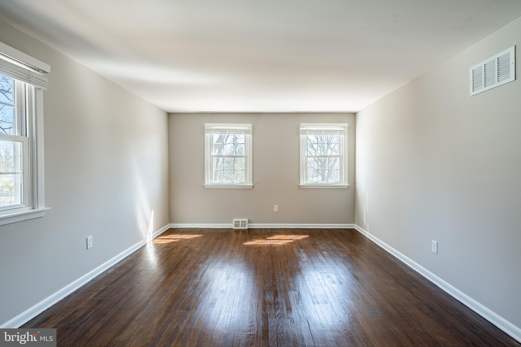 SPRING VALLEY FARM - Residential Lease