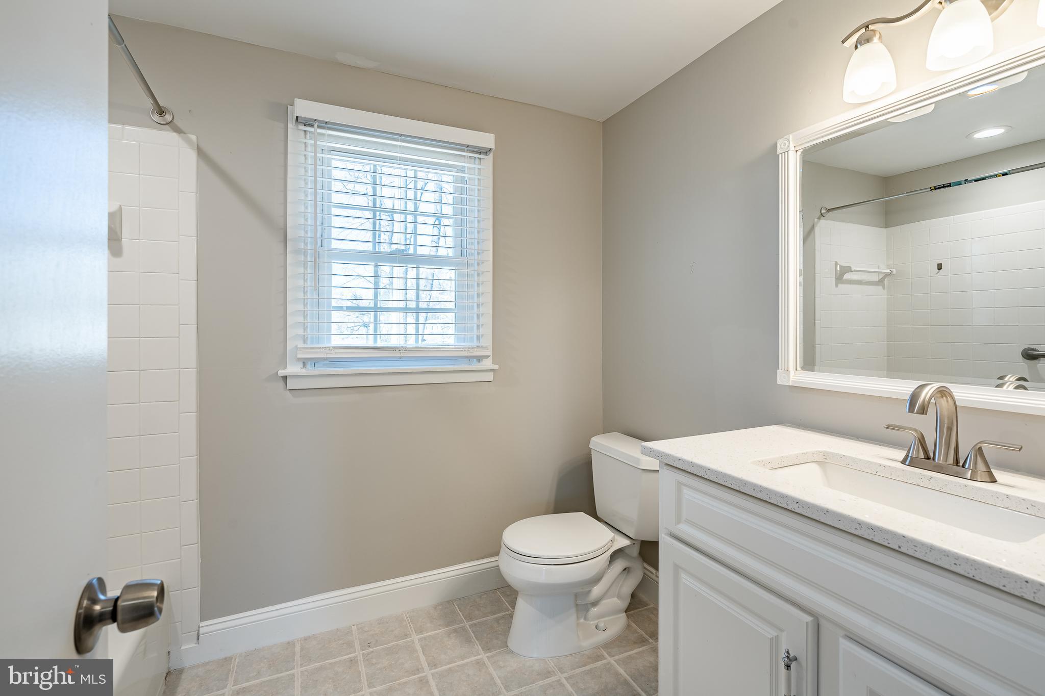 SPRING VALLEY FARM - Residential Lease