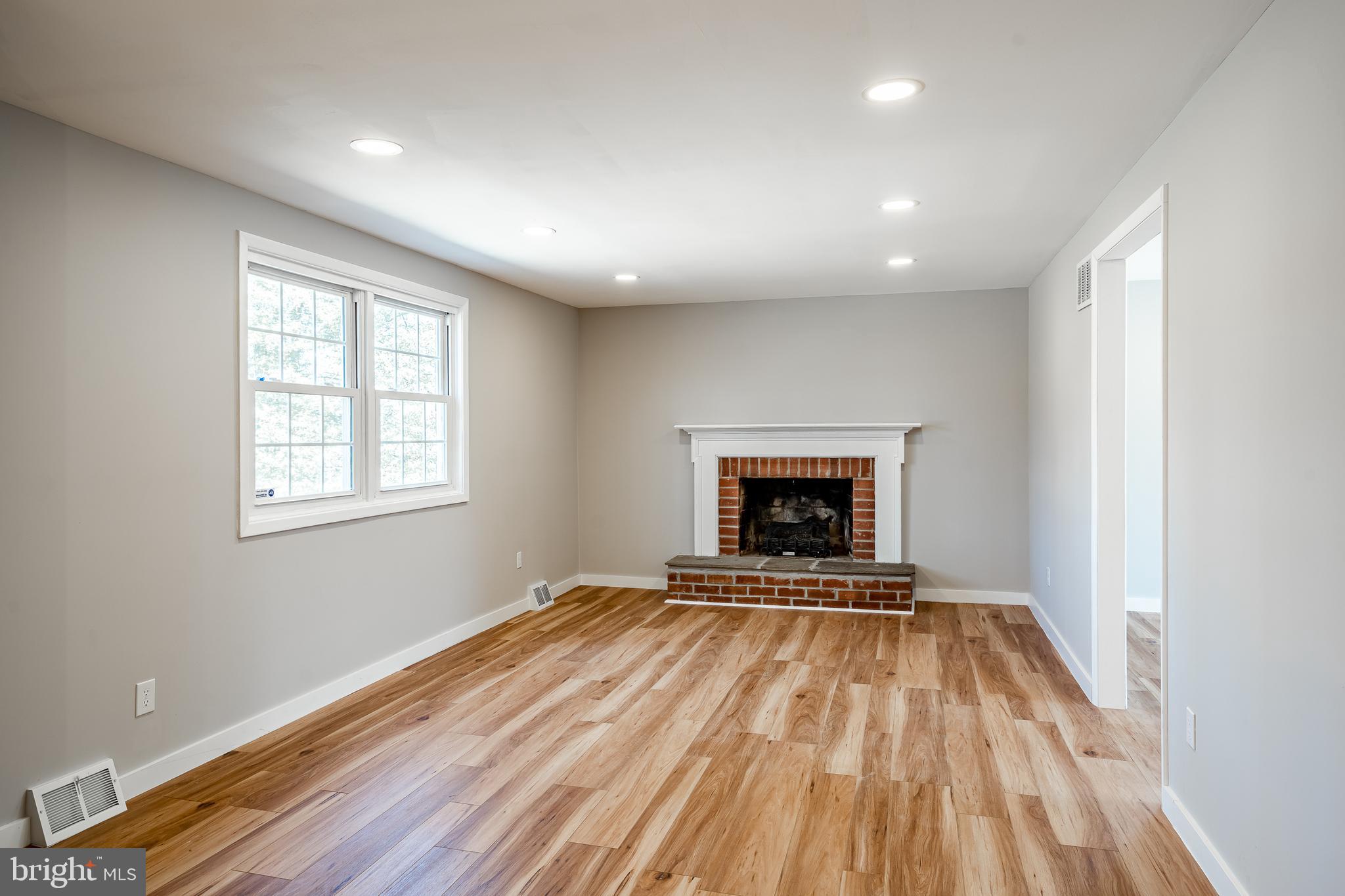 SPRING VALLEY FARM - Residential Lease