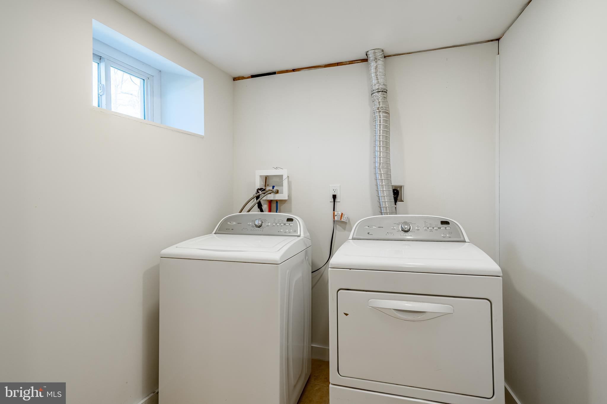 SPRING VALLEY FARM - Residential Lease