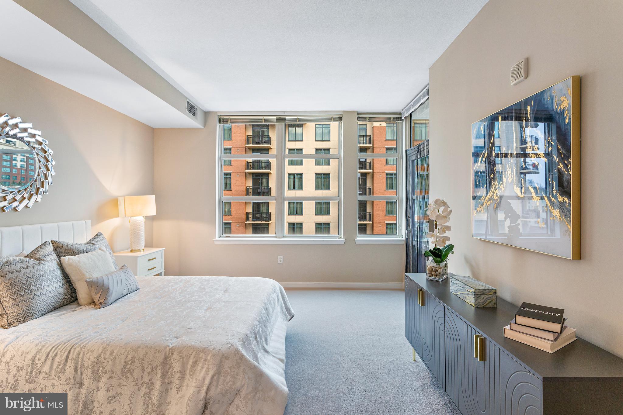 NATIONAL HARBOR - Residential Lease