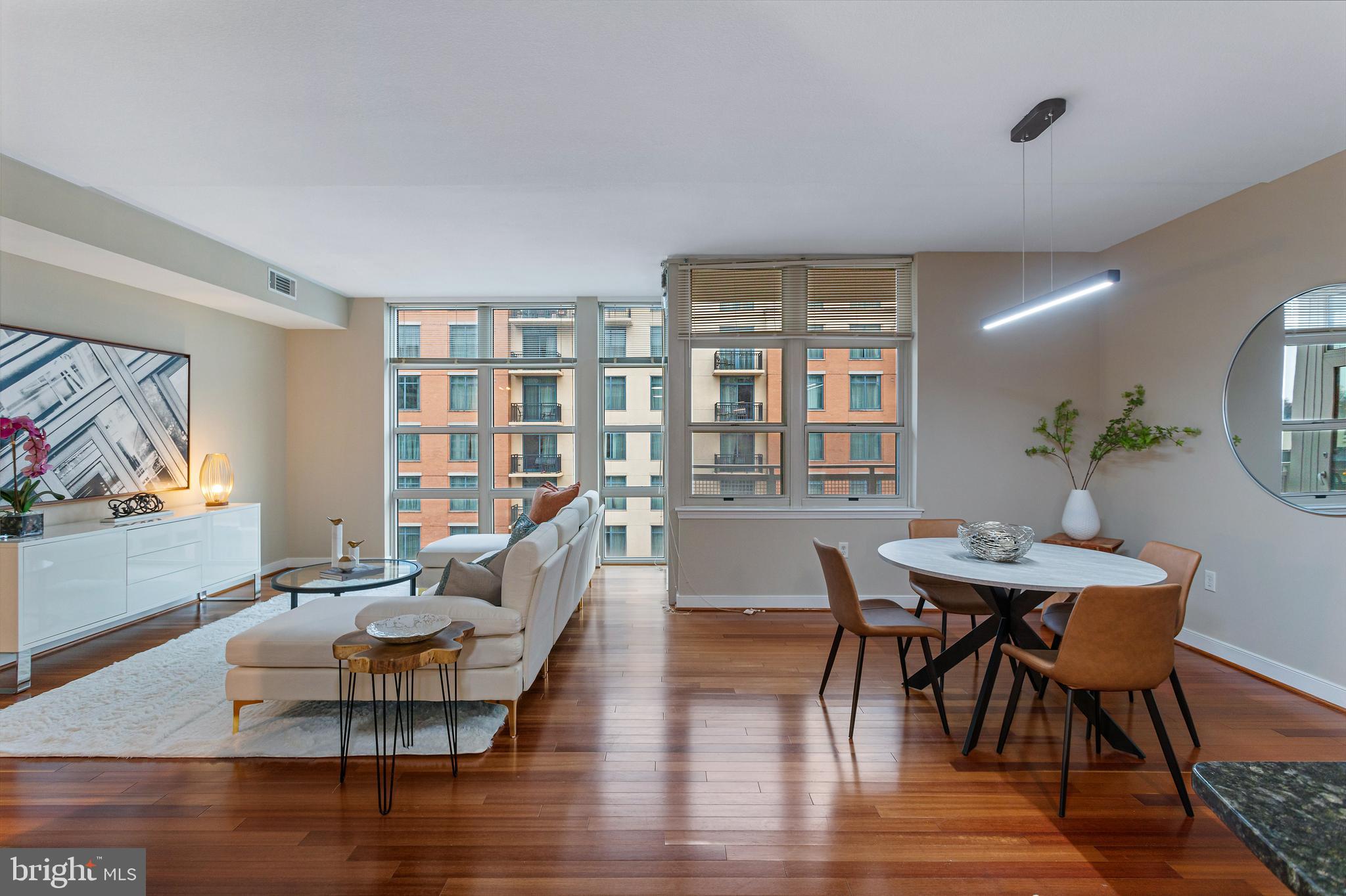 NATIONAL HARBOR - Residential Lease