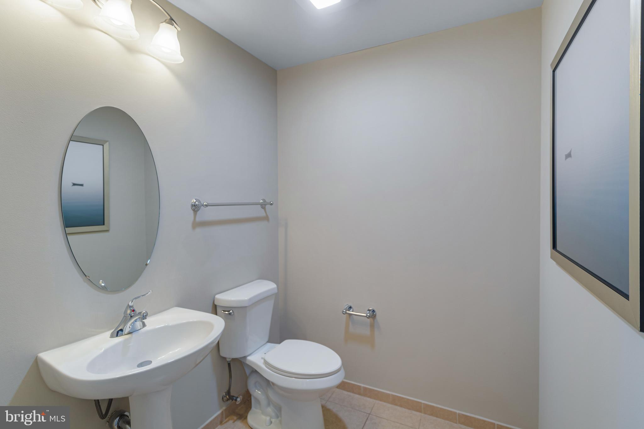 NATIONAL HARBOR - Residential Lease