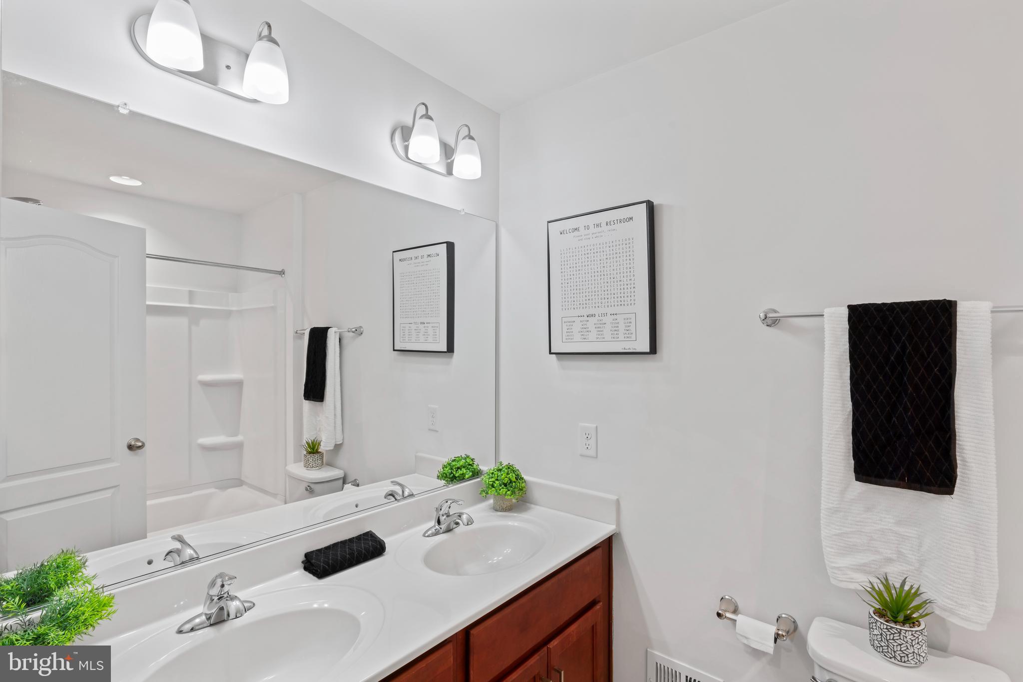 SPRINGDALE FARM - Residential