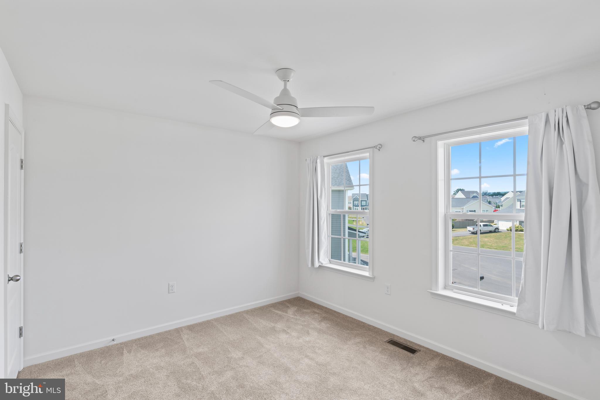 SPRINGDALE FARM - Residential