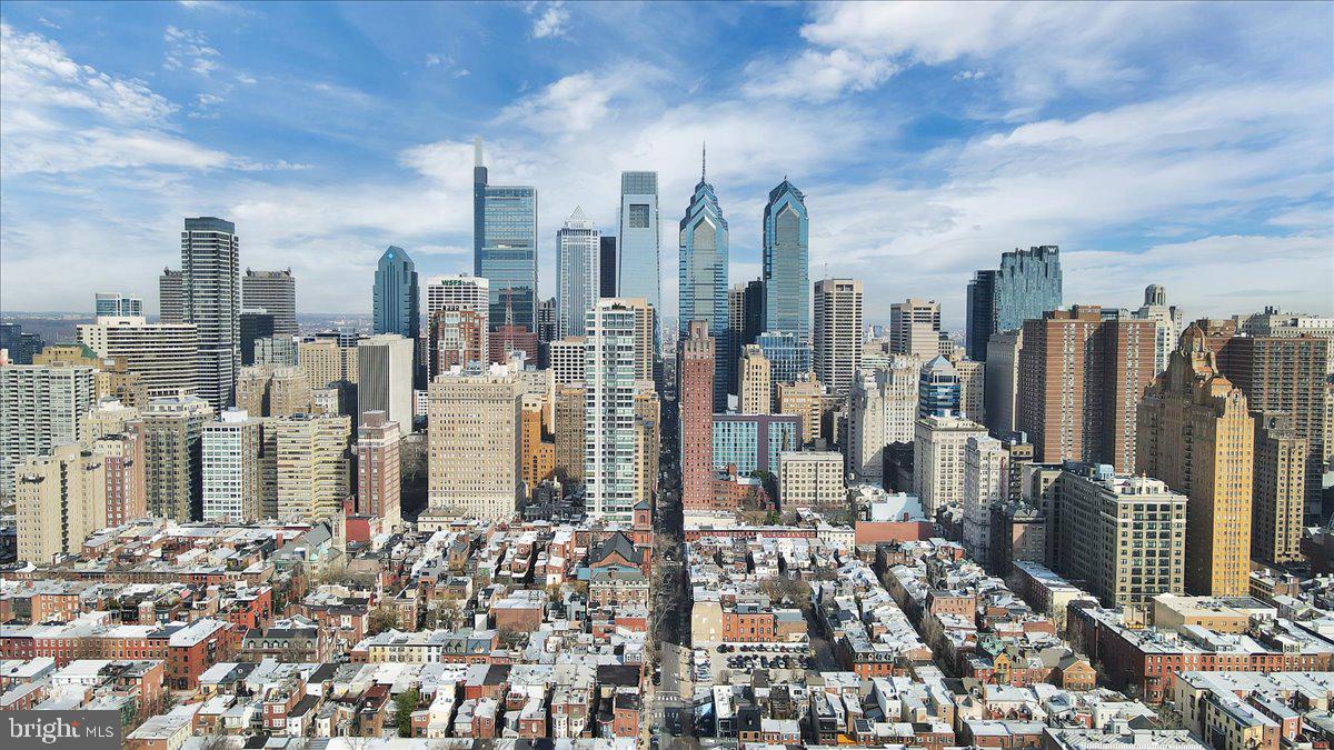 RITTENHOUSE SQUARE - Residential