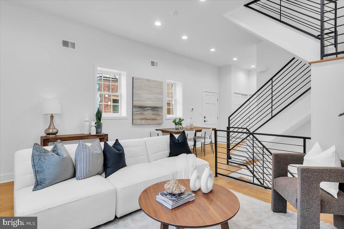 RITTENHOUSE SQUARE - Residential