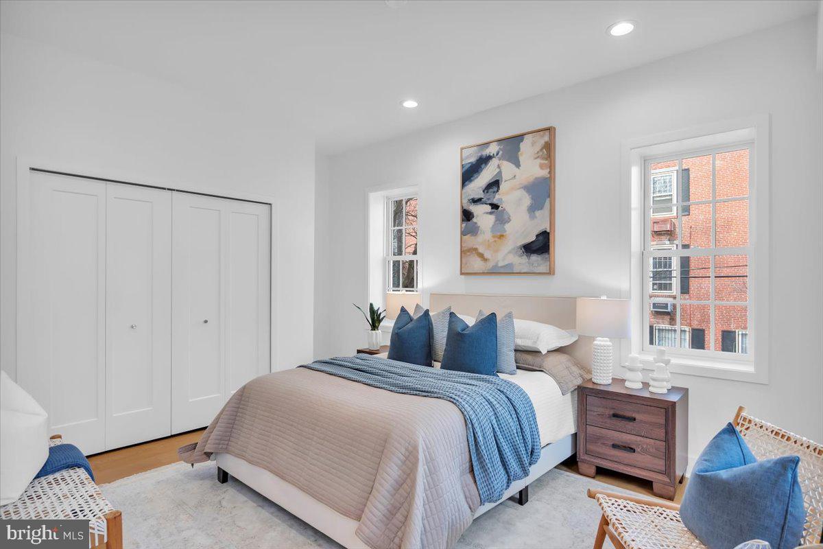 RITTENHOUSE SQUARE - Residential