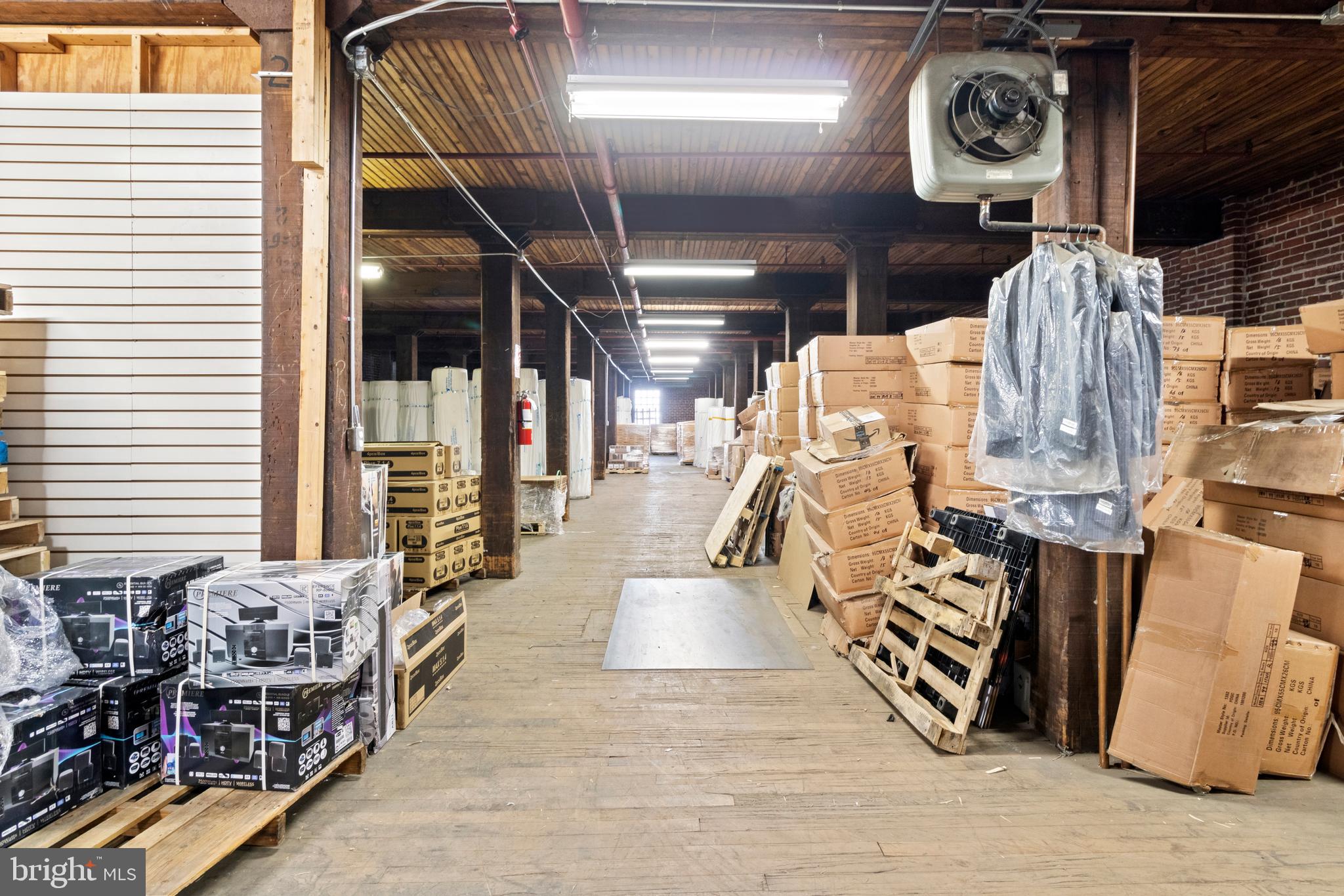 OLDE KENSINGTON - Commercial Sale