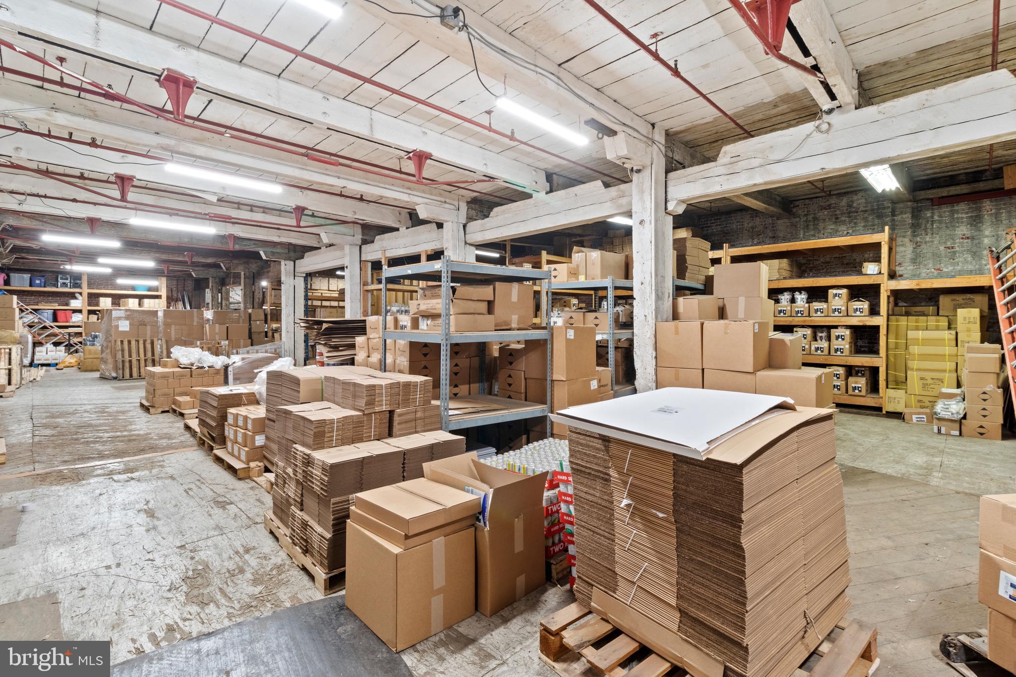 OLDE KENSINGTON - Commercial Sale