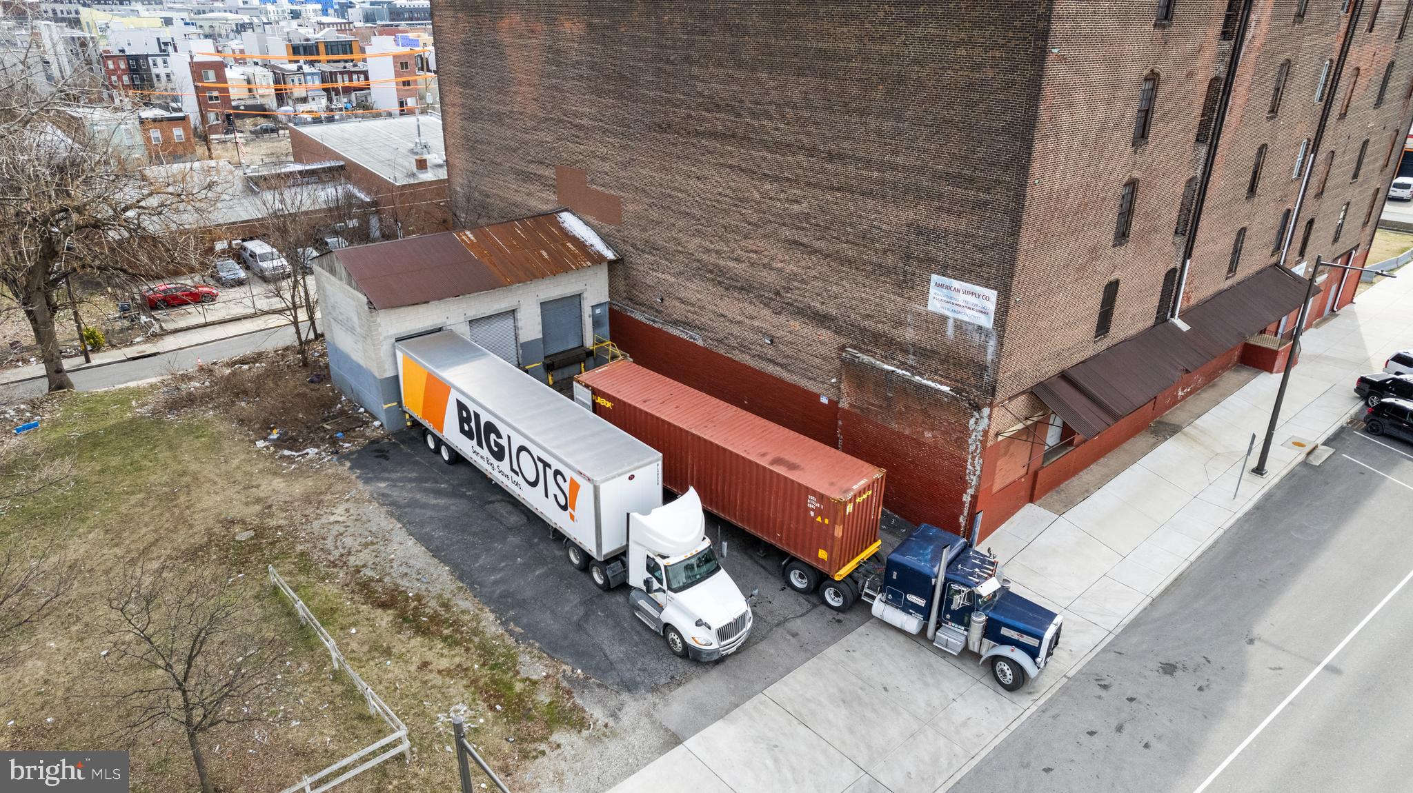 2401 N AMERICAN STREET 23