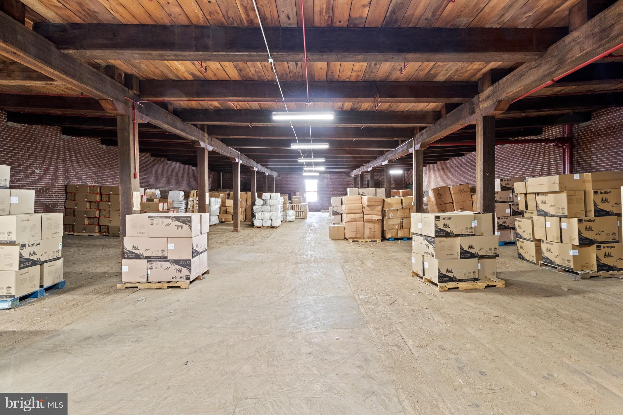 OLDE KENSINGTON - Commercial Sale